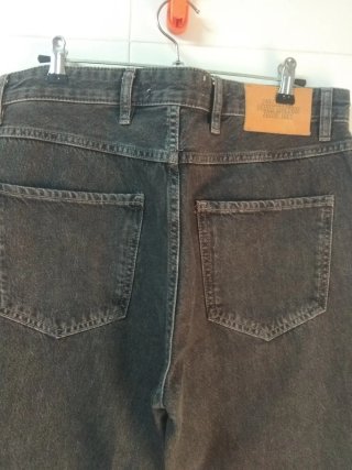 Pantalón vaquero. Talla 40
