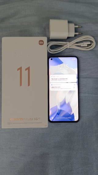 Xiaomi 11 Lite 5G NE con scatola originale, caricatore e cavo