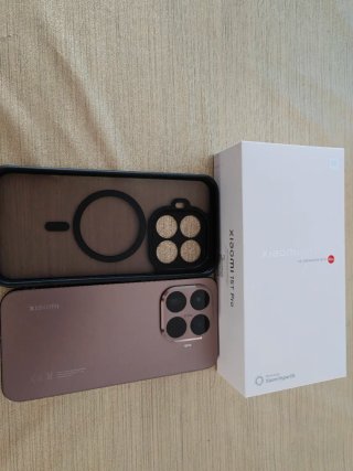 Xiaomi 15T Pro Dorato 12GB/256GB con fattura