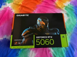 Tarjeta Gráfica Gigabyte RTX 5060 URGE venta