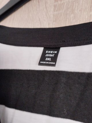 Lote 2 camisetas rayas blancas y negras