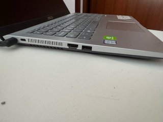 Portátil ASUS Plata año 2019 precio negociable