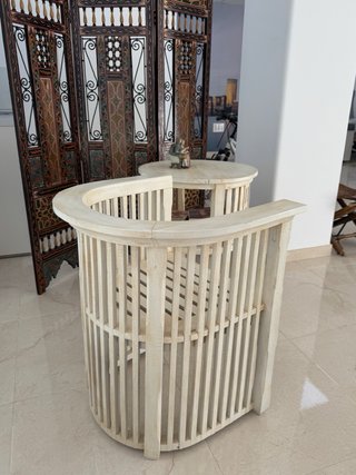 Conjunto mesa y silla lacado