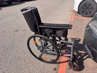 Silla de ruedas plegable