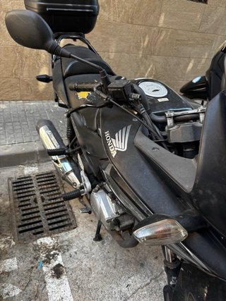 Honda Naked Negra