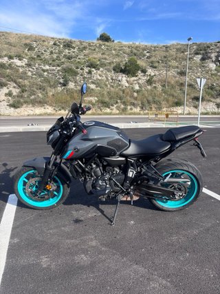 Yamaha MT-07 2022 - 24.000 km