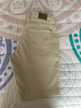 Bermudas Alvaro Moreno Beige Talla L