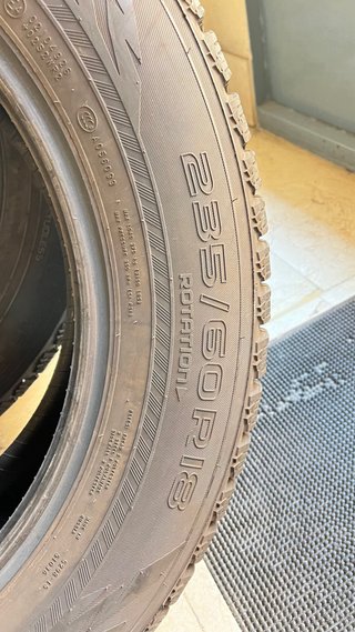 Neumáticos Invierno Nokian Hakkapeliitta 235/60R18