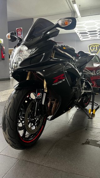 Suzuki GSXR 600 Negra