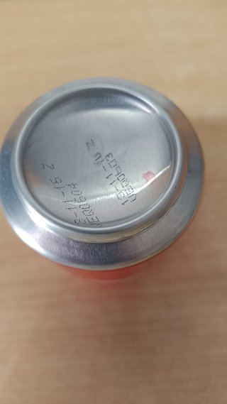 Lata Coca-Cola sin abrir