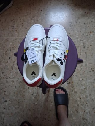 Zapatillas Blancas con Mickey Mouse