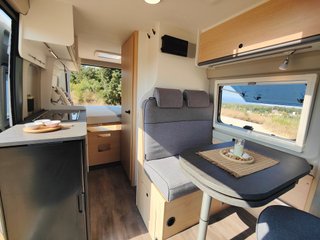 Sunlight 600 cliff solo 9.000 km CAMPER reestreno¡