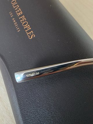 Gafas de Sol Oliver Peoples (Rivetti) Titanium