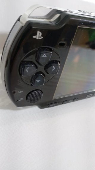 PSP 2004 da riparare + Accessori (Funzionante)