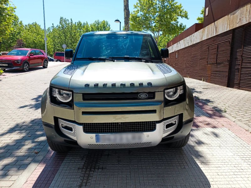 Land Rover Defender 2021 - foto 1