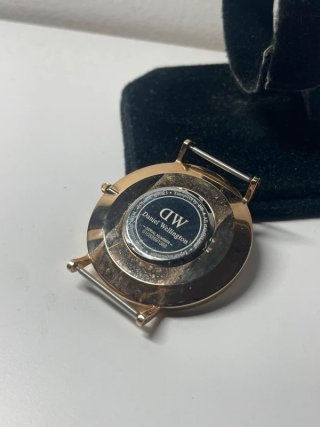 Reloj Daniel Wellington Dorado Multicolor