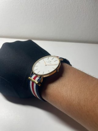 Reloj Daniel Wellington Dorado Multicolor