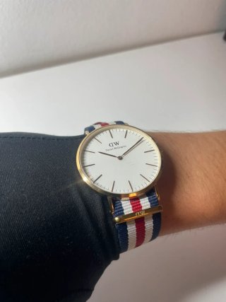 Reloj Daniel Wellington Dorado Multicolor