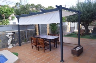 Pérgola fabricada a medida en hierro.