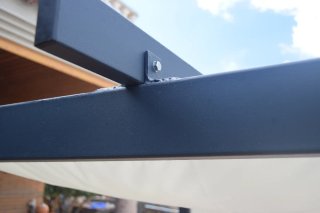 Pérgola fabricada a medida en hierro.