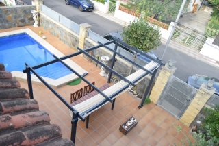 Pérgola fabricada a medida en hierro.
