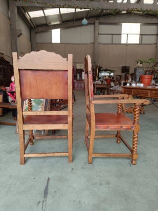 Pareja de butacas/tronos antiguos de roble