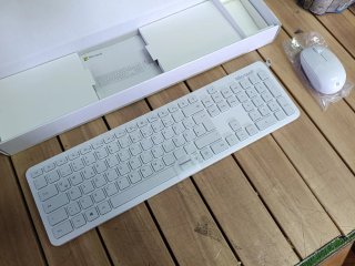 Tastiera e mouse wireless Microsoft QHG-00036
