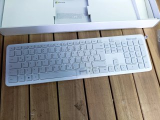 Tastiera e mouse wireless Microsoft QHG-00036