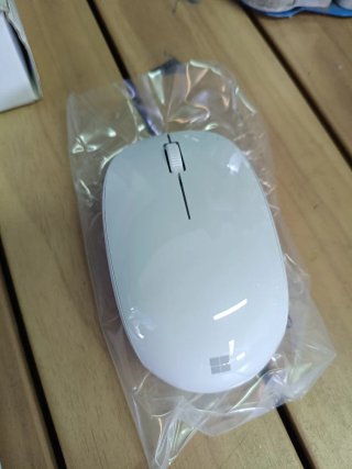 Tastiera e mouse wireless Microsoft QHG-00036