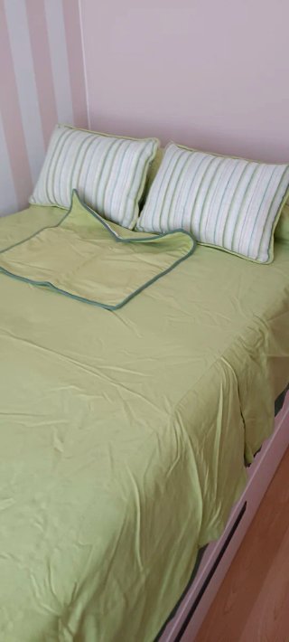 Funda nórdica, colcha, estor y cojines