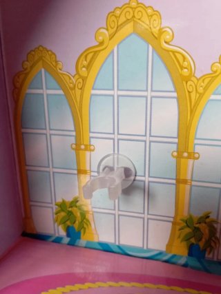 Mini Barbie Peek a boo • Petites • Mattel