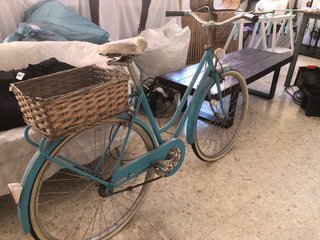 Bicicleta Antigua Azul