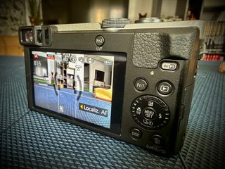Cámara compacta Panasonic Lumix TZ71 (Como nueva)