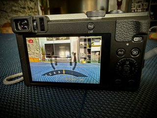 Cámara compacta Panasonic Lumix TZ71 (Como nueva)