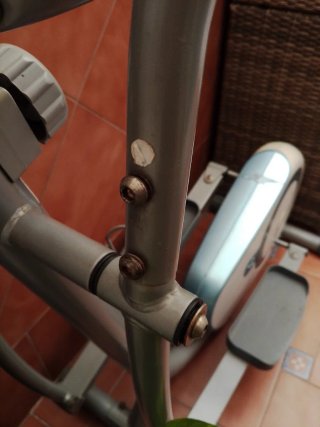 Bicicleta Elíptica Gris y Blanca