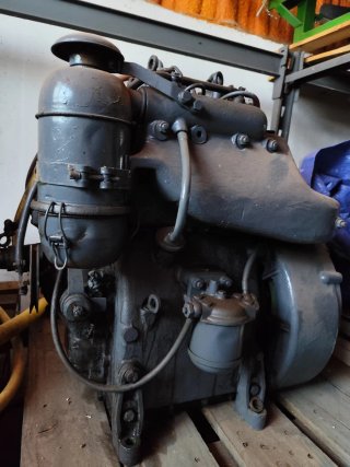 Motor de riego y generador