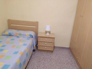 Alquilo sólo estudiantes, piso San Vicente