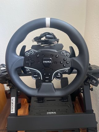 Volante Moza R5 + Cockpit Next Level