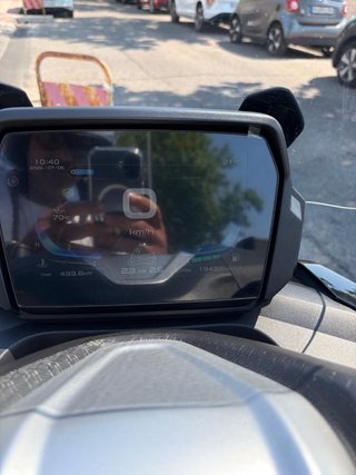 SR4 Max 2023 Maxi Scooter Negra