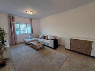 Casa adosada en alquiler en Los Naranjos - Las Brisas en Marbella