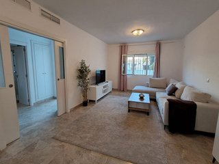 Casa adosada en alquiler en Los Naranjos - Las Brisas en Marbella