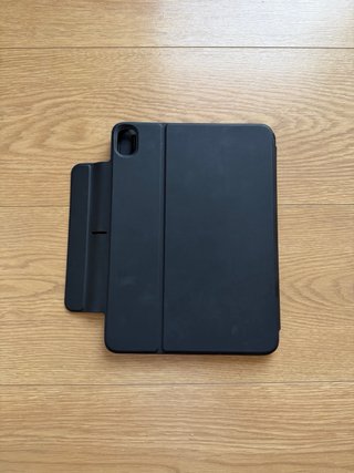 Custodia ESR per iPad Air 11 M4/M3/M2 e 10,9