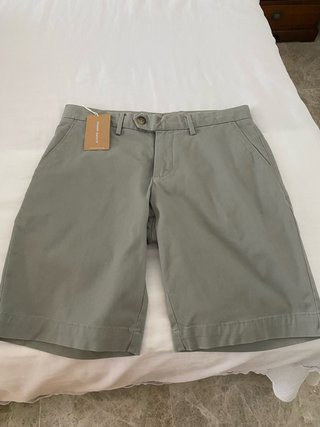 Pantalón corto Alvar Moreno verde oliva