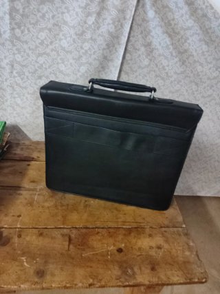 Maletín ejecutivo negro