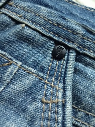 Pantalón vaquero Springfield.