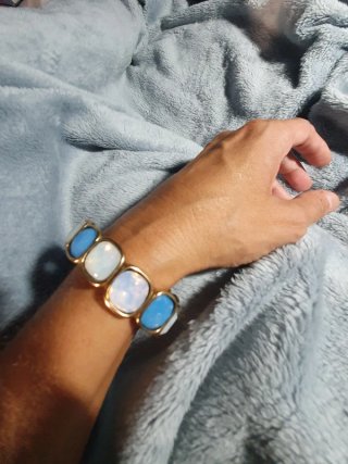 Pulsera elástica tonos azules y violetas
