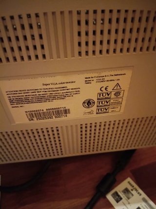 Monitor Vintage Beige