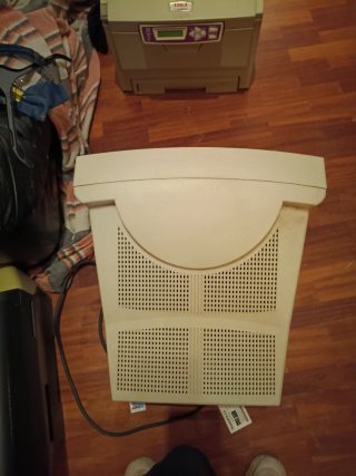 Monitor Vintage Beige
