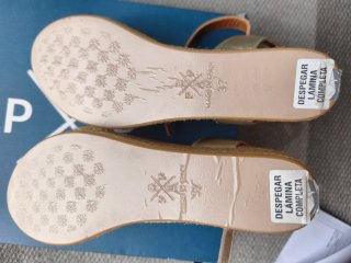 Sandalias Popa Beige y Doradas