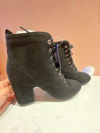 Botines Marypaz Negros con Cordones